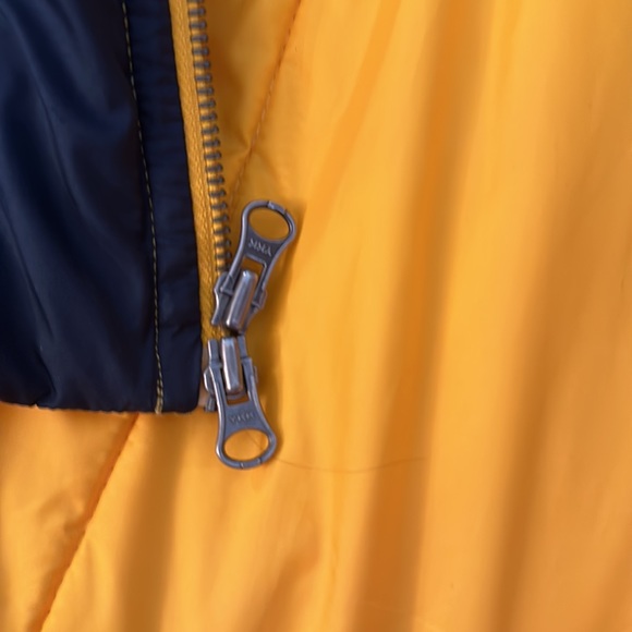 Nike men’s quilted zip up jacket with hood and ribbed Lining - Picture 7 of 7